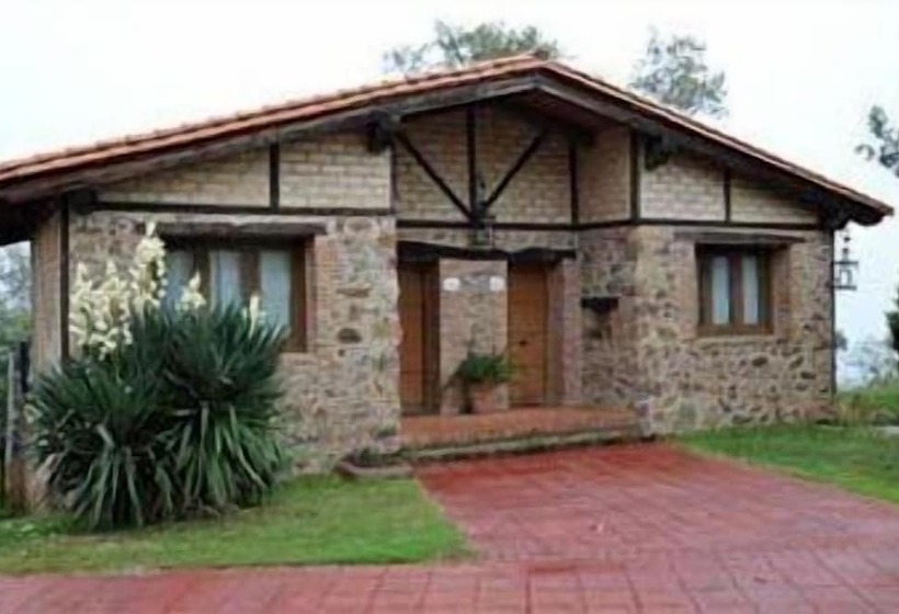 فندق فئة نجمة واحدة Hosteria Fontivieja