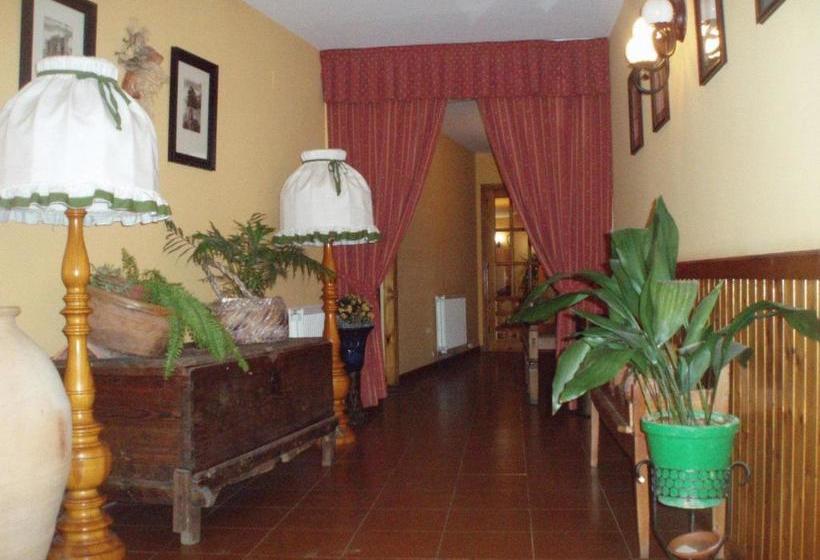 Hostal Restaurante La Muralla