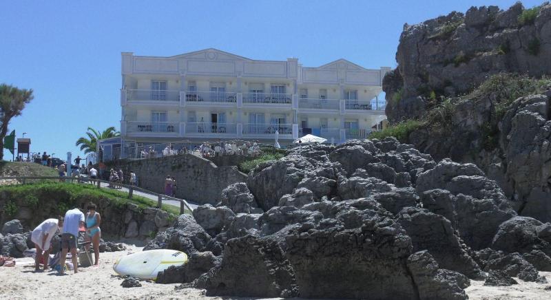 مسافرخانه Pineda Playa