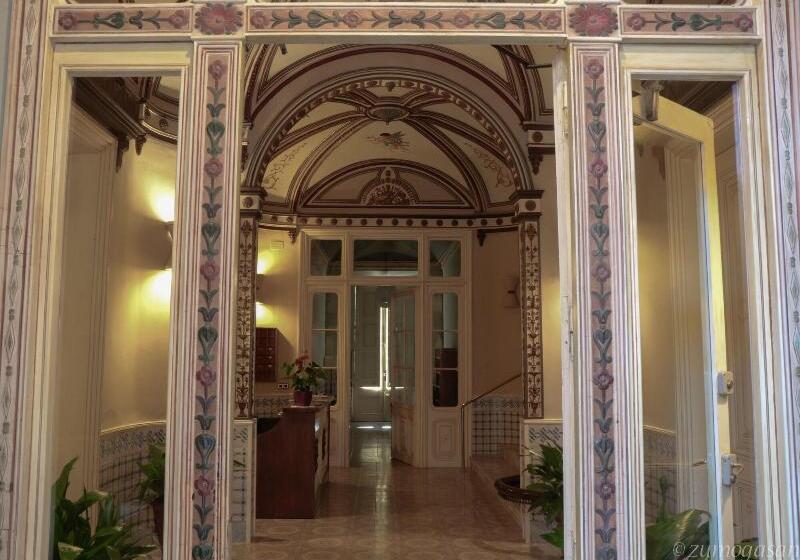 Hostal Plaja I Pati De Can Plaja