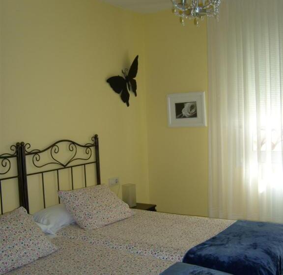 مسافرخانه Pr Tambre