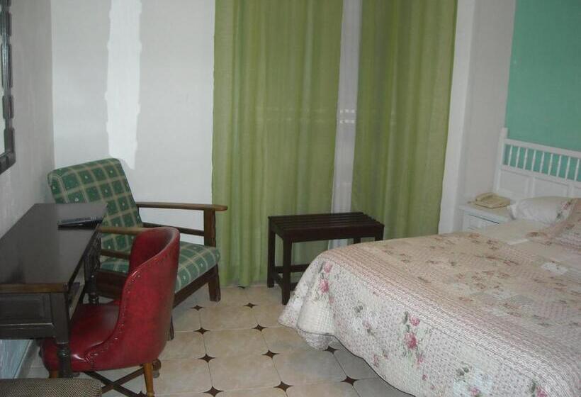 Hostal Residencia Avenida