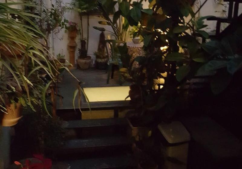 Hostal Residencia Catalina