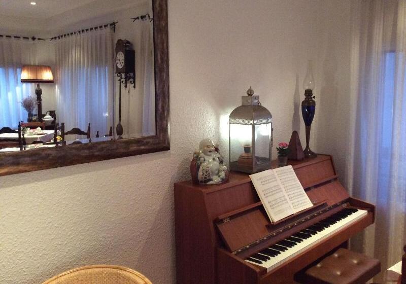 Hostal Residencia Catalina