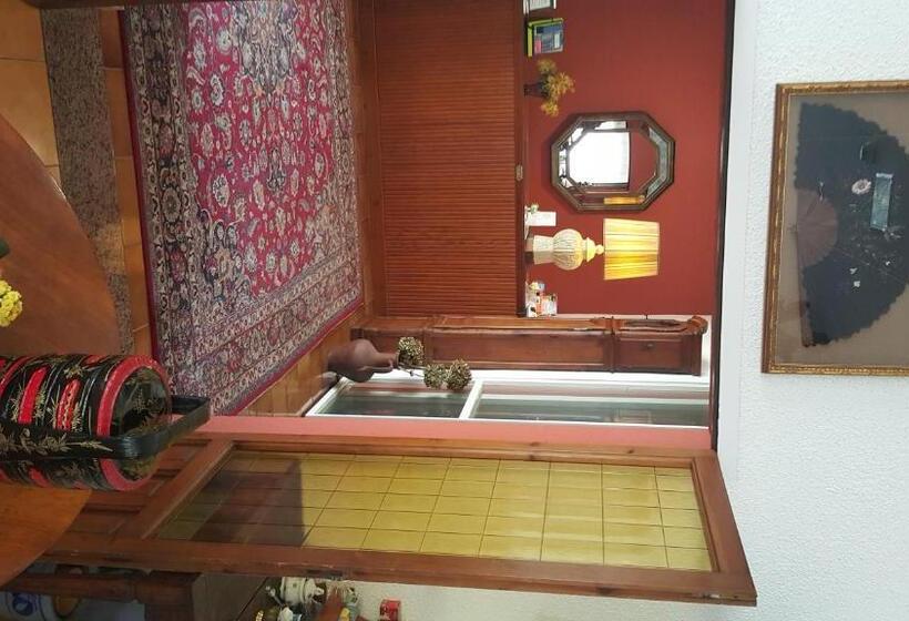 Hostal Residencia Catalina