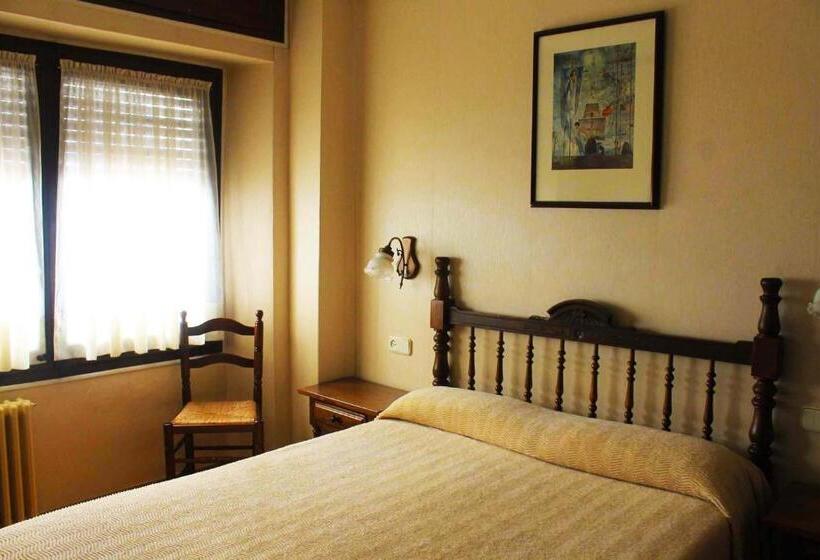 Hostal Rita Belvedere