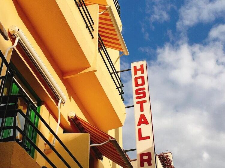 Hostal Rom Familiar