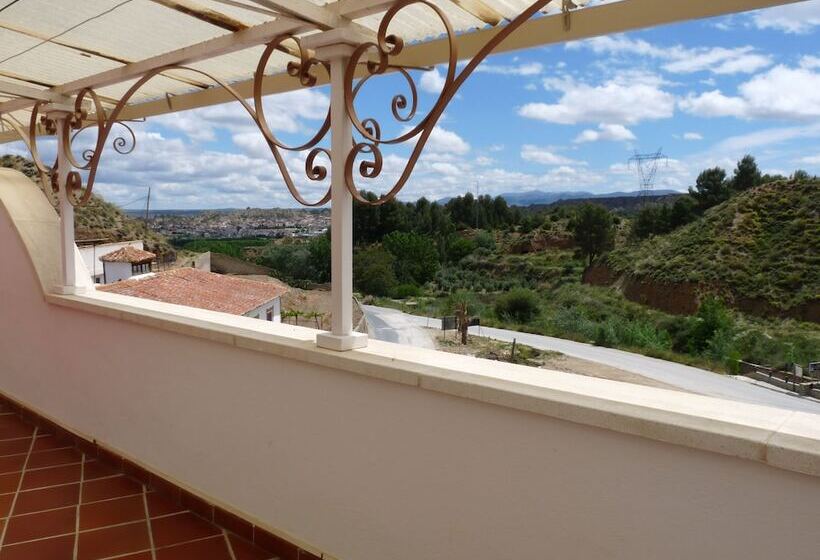 Hostal Rural Montual