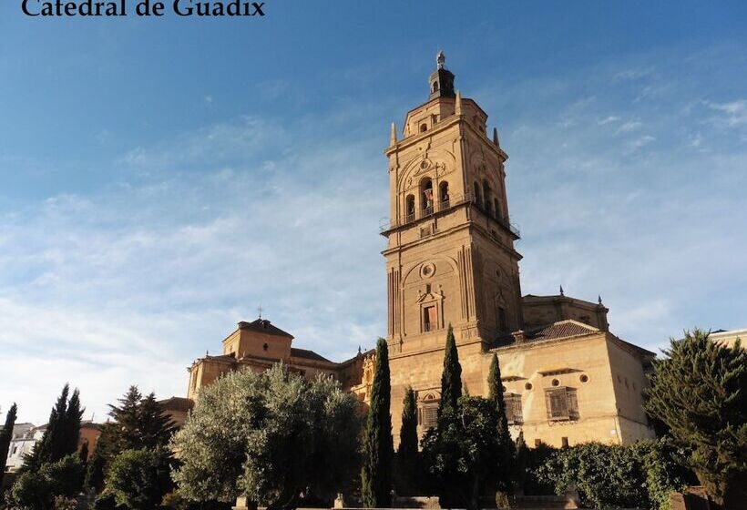 Hostal Rural Montual