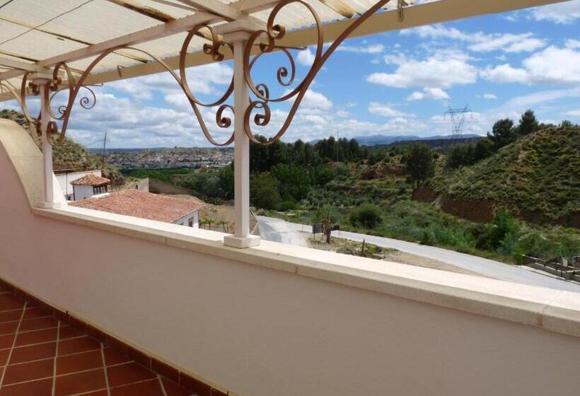 Hostal Rural Montual