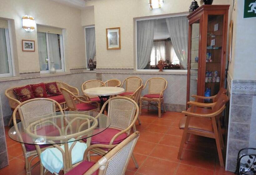 Hostal Rural Montual