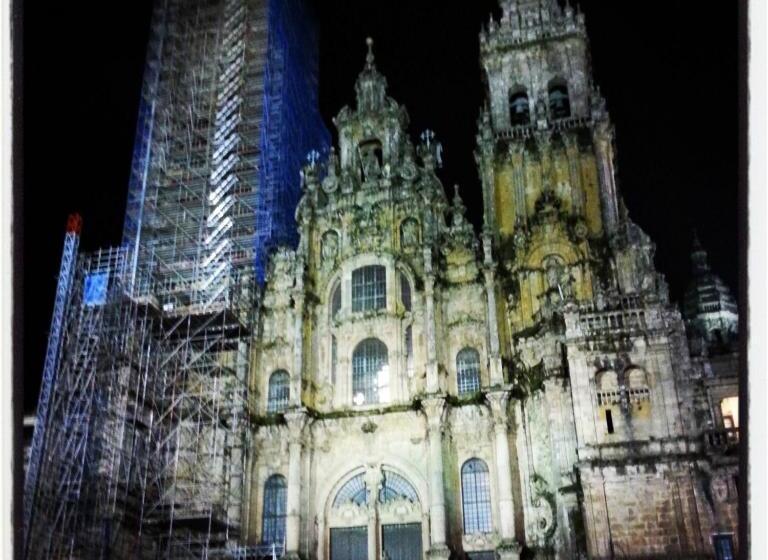 هتل Albergue Pensión Flavia