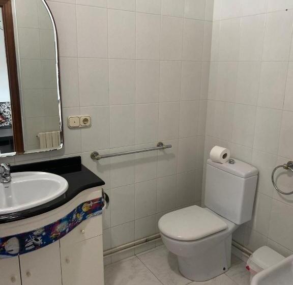 هتل Albergue Pensión Flavia