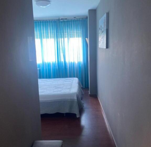 هتل Albergue Pensión Flavia