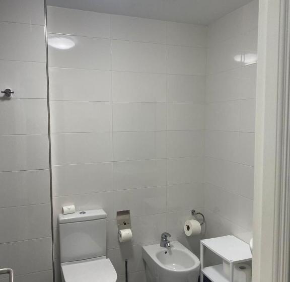 هتل Albergue Pensión Flavia