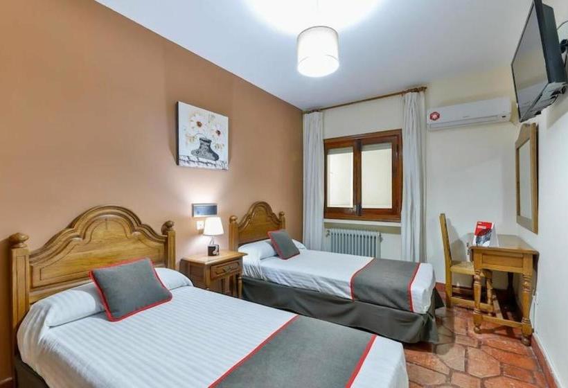 ホテル Hostal Alfonso Xi