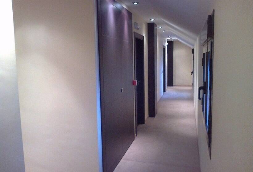 Отель Anabel Baza