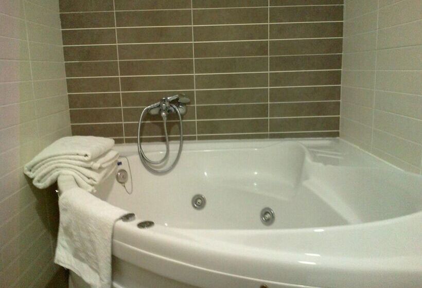 Отель Anabel Baza