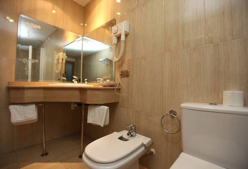 Отель Anabel Baza