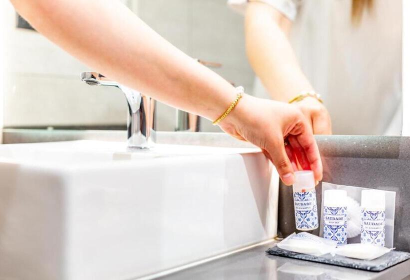 Отель Atlántico Vigo