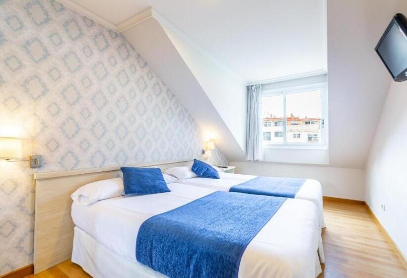 Отель Atlántico Vigo