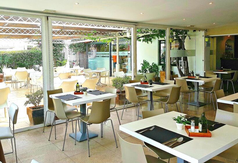 هتل Campomar Playa