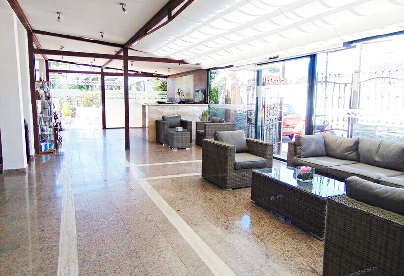 هتل Campomar Playa