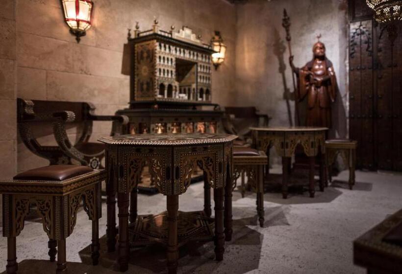 هتل Casa De Reyes