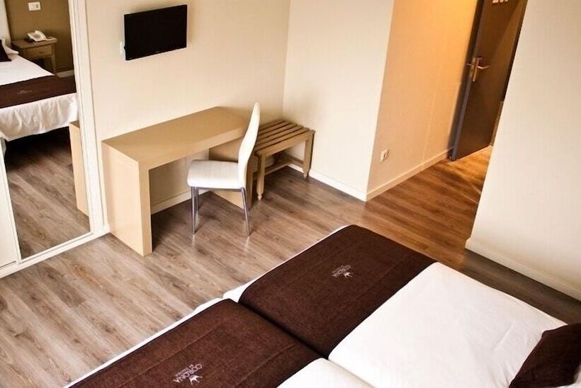 ホテル Corona De Galicia