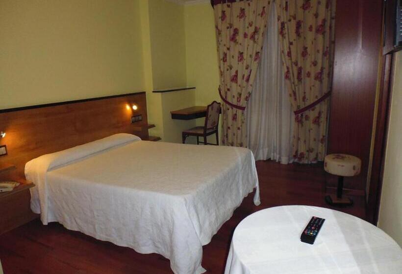 هتل Cruceiro Do Monte