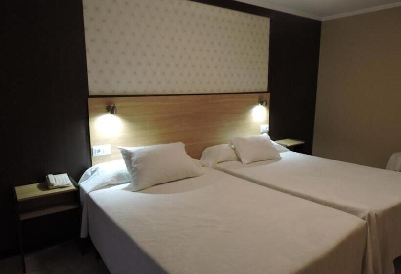 هتل Cruceiro Do Monte