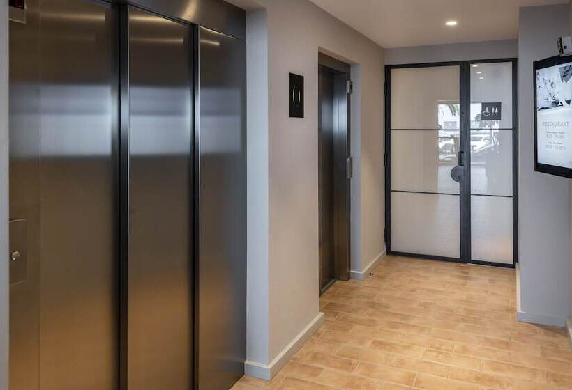 酒店 Ght Miratge   Only Adults 18 And Up