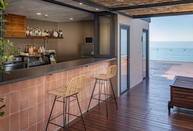 هتل Ght Miratge   Only Adults 18 And Up