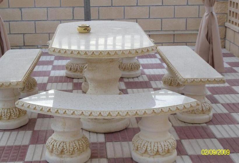 هتل Hospedaje Argoños