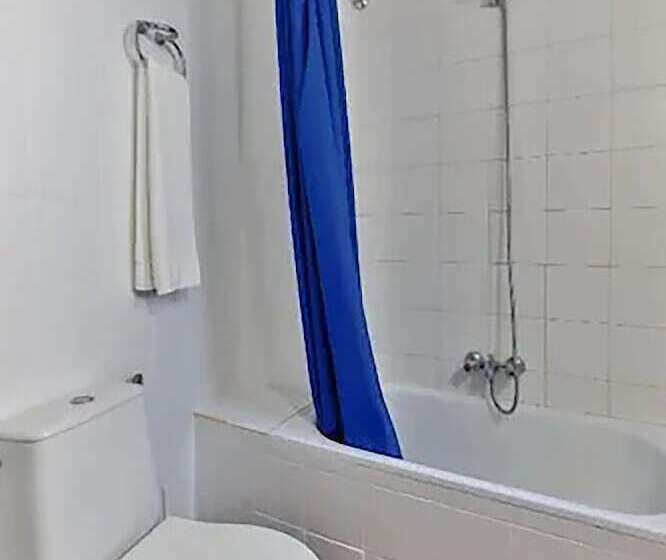 ホテル Hostal Alfonso Xi