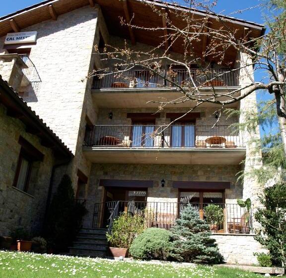 호텔 Hostal Cal Mestre
