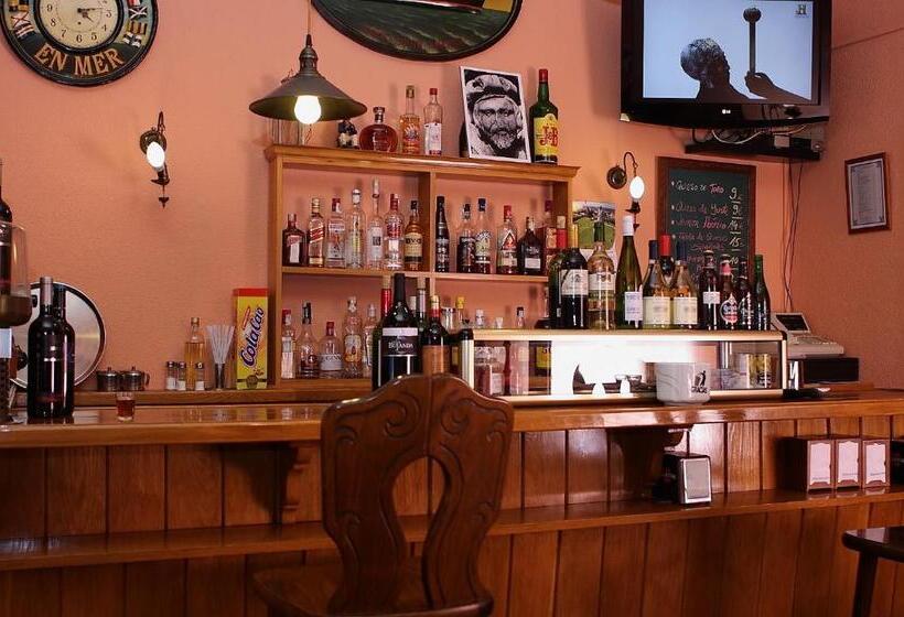 酒店 Hostal Esmeralda