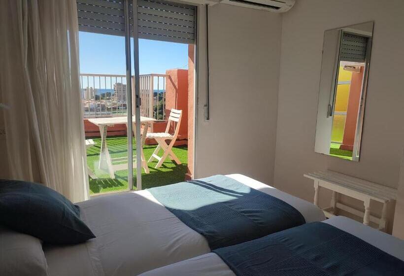 Отель Hostal Garamar