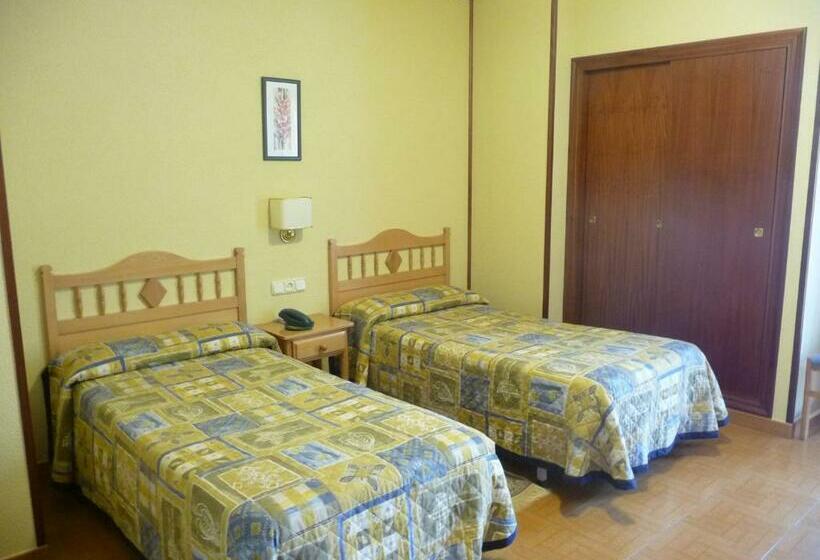 ホテル Hostal Gogar