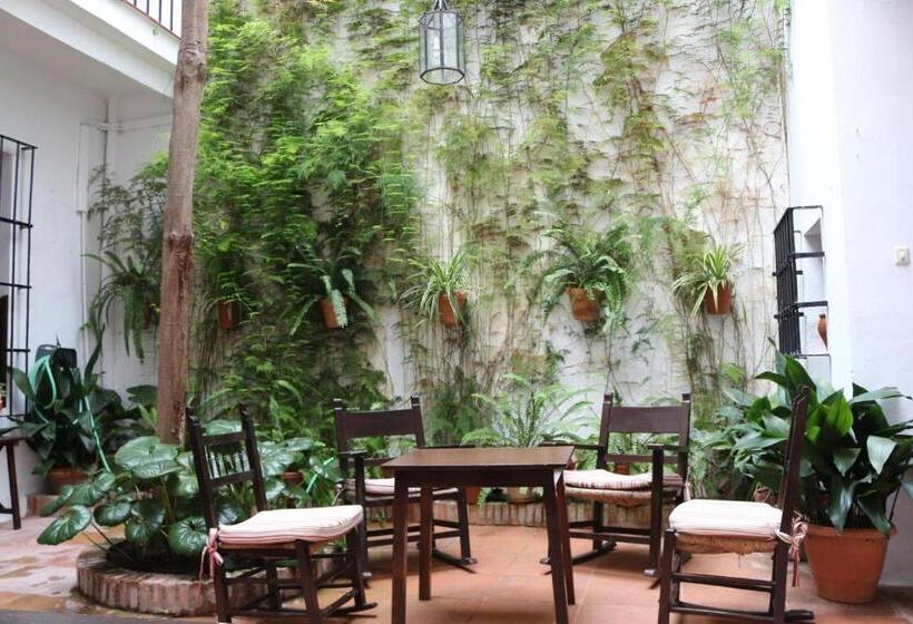 호텔 Hostal Gran Capitan