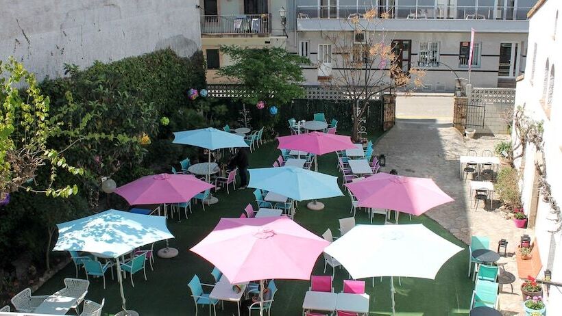 ホテル Hostal Horta Rosell