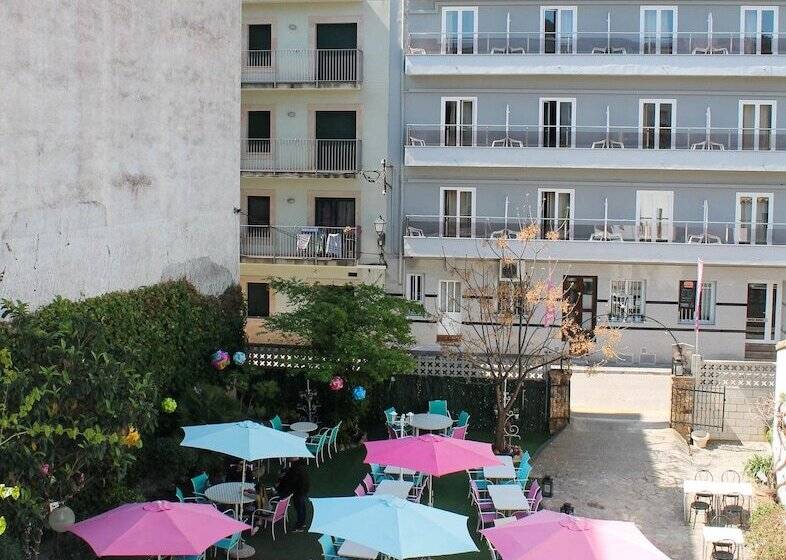 ホテル Hostal Horta Rosell