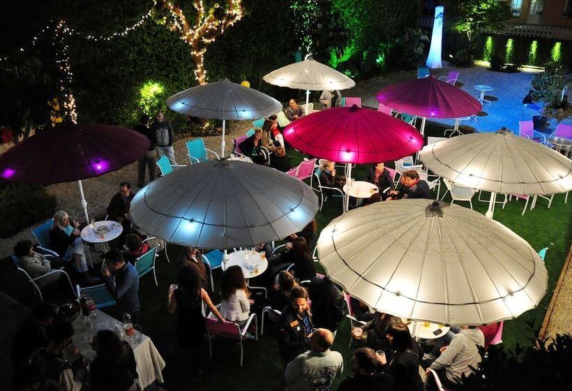 ホテル Hostal Horta Rosell