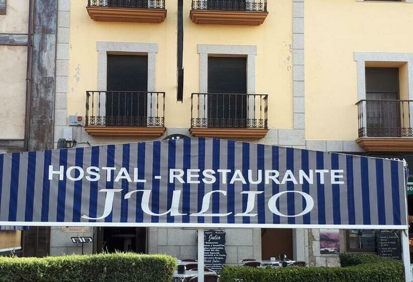 호텔 Hostal Julio