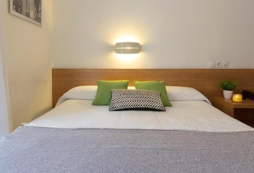 酒店 Hostal La Numantina