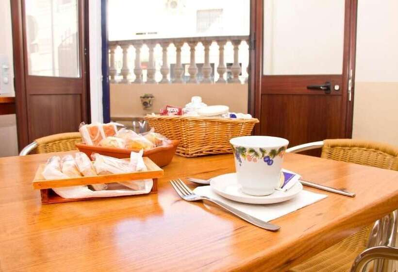 호텔 Hostal La Palma