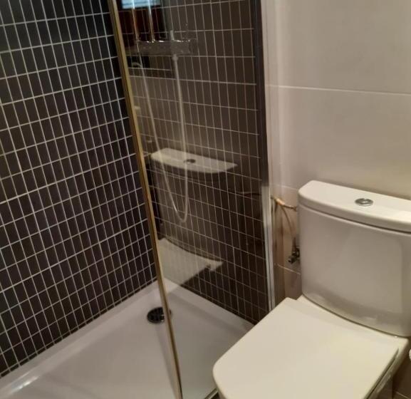 هتل Hostal La Placeta