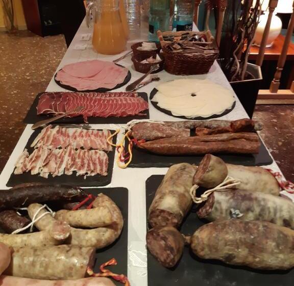 هتل Hostal La Placeta