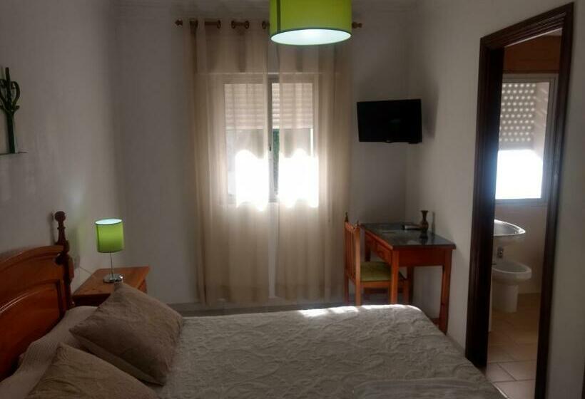 Hotel Hostal La Posada