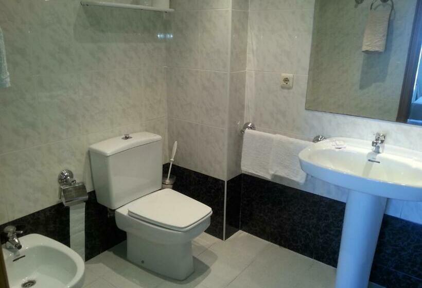 호텔 Hostal La Vinya